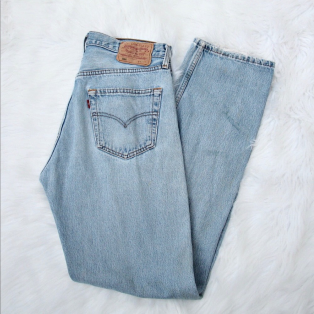 Vintage Levi 501 Light Wash